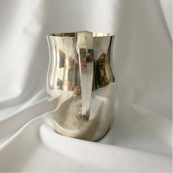 Vintage Silver-Plated Creamer Pitcher - Classic Tableware Accent - Picture 4 of 10